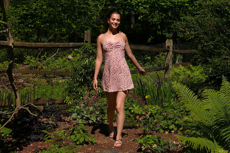 Оксана, 25 лет, 3 размер груди